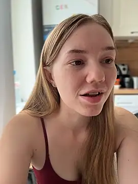 MilaMoone – Naživo XXX chat