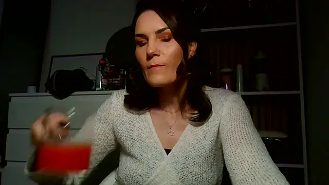 Ms-Lust1- – Live XXX-chat