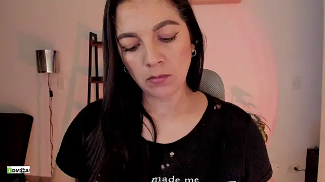 Chat XXX en directo de urcute_kitten