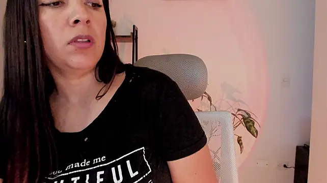 urcute_kitten Live XXX-Chat