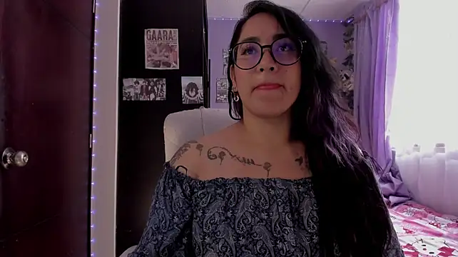 دردشة julibella_sweet الجنسية المباشرة