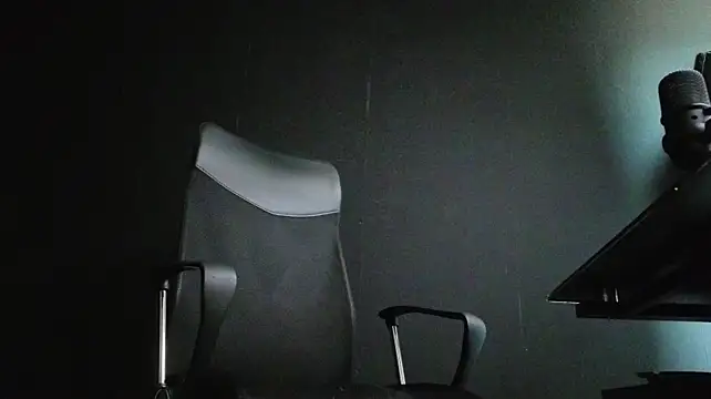 FelixStarkk's Live XXX Chat