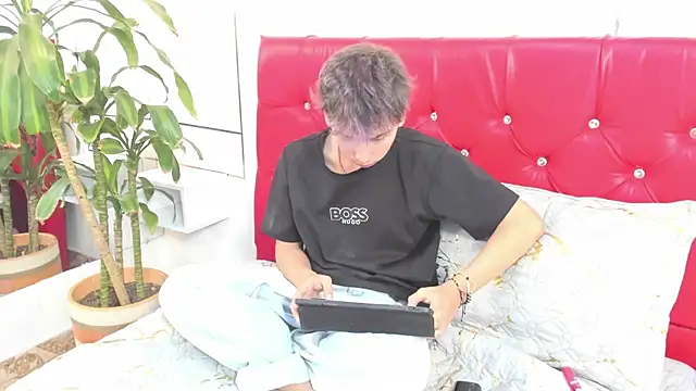 Damon_wolfe Chat XXX live