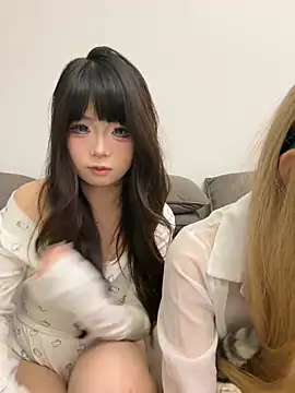 yyydgdaのライブXXXチャット