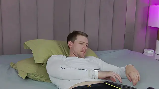EthanPinkman 라이브 XXX 채팅