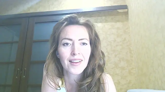 Chatroom XXX en direct de NicoleEunice87