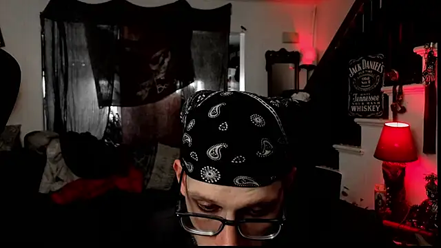 Chatroom XXX en direct de MasterDaddyCool