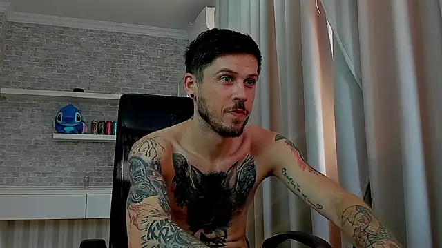 JonahShaw élő XXX-chatje