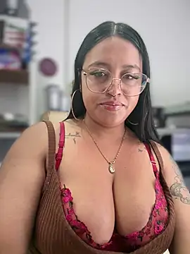 Outdoors-Mia_Khalifa Chat XXX in diretta