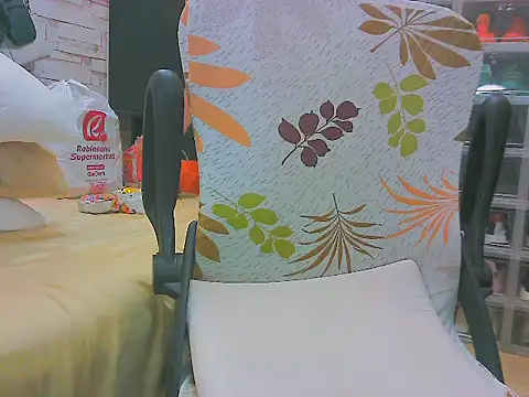 keepmepregnantT's Live XXX Chat