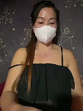 Silylina6969 Adlı Modelin Canlı XXX Sohbeti