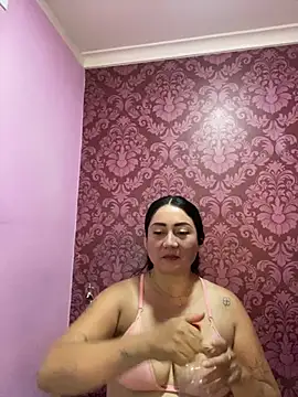 juliana_diaz Adlı Modelin Canlı XXX Sohbeti