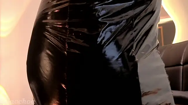 در دشة Ellaochoa الجنسية المباشرة