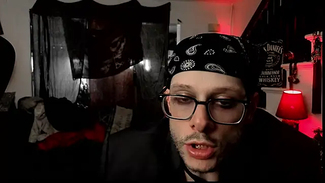 MasterDaddyCool Chat XXX in diretta