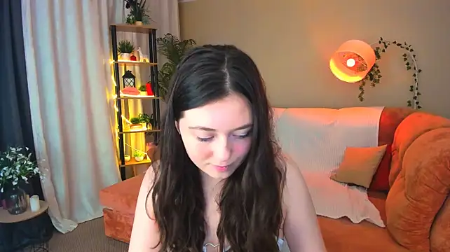 AlluringLookk's Live XXX Chat