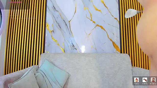 Izui_Pierce XXX чат на живо