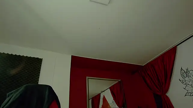 maxi_max0 Live XXX-Chat
