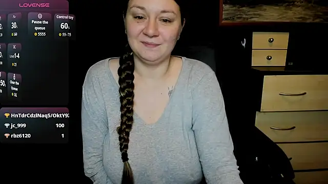 Chat +18 de AlisaBacker ao vivo