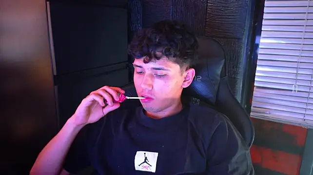 SrJacobs Live XXX-chat