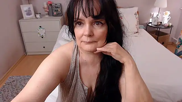LeveMe2Nightt Adlı Modelin Canlı XXX Sohbeti