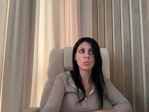 Chat +18 de InjaAtHome ao vivo