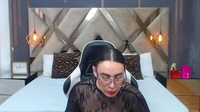 Онлайн чат XXX MartinaaFit