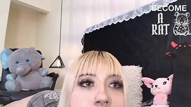 Živý XXX chat IvyBelle_