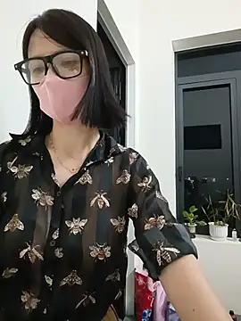 Emma_Linh 现场XXX聊天