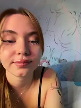 LunaMillie Live XXX-Chat