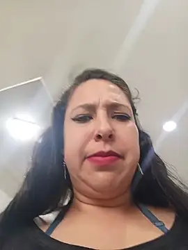 Онлайн чат XXX LIZETH_09