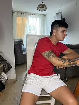 XXX chat uživo modela Christopher_strongg