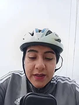 Chat XXX ao vivo de CAROLINE__07