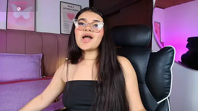 دردشة Tifanny_grey الجنسية المباشرة