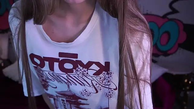 Chat +18 de Lissaa_Moon ao vivo