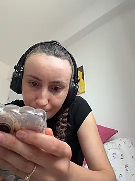 viviandaimond1 – Live XXX-chat