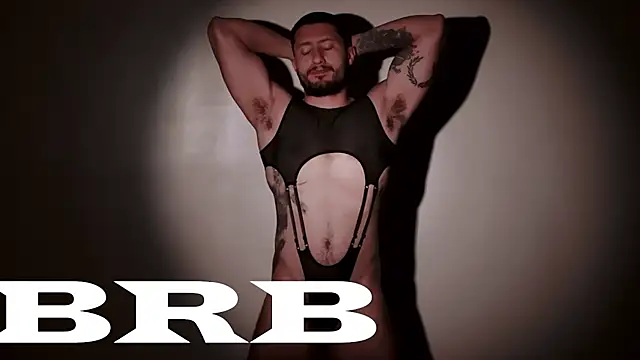 Nathan_rivers 即時 XXX 聊天