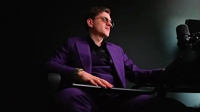 XXX chat uživo modela FelixStarkk
