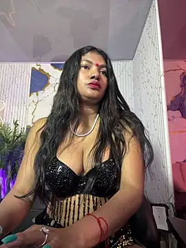 Lexy_tay's Live Chat Room
