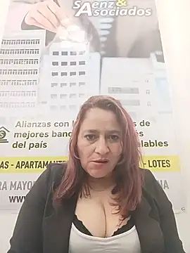 Chat XXX ao vivo de LUISA--30