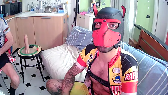 danix_wild_wolfのライブXXXチャット