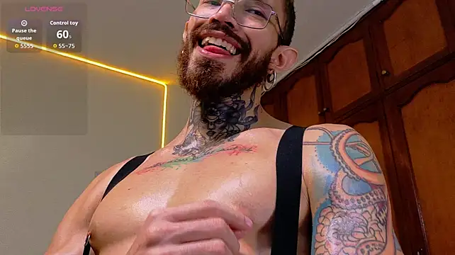 Simon_Rz Adlı Modelin Canlı XXX Sohbeti