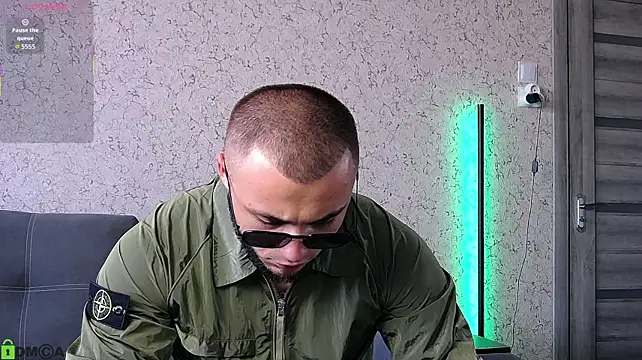 PaulGrown Webbikameraesitys