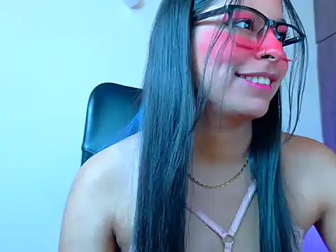 _ALLYSON18_: онлайн-секс-чат