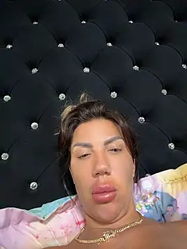 SelineVelvet Adlı Modelin Canlı XXX Sohbeti