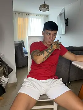 Christopher_strongg live XXX chat