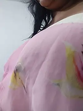 Czat XXX na żywo – tharu_sweet