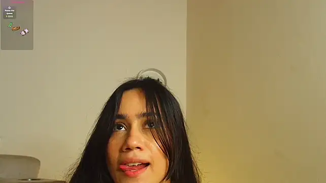 Chat +18 de Lizzy_kanee ao vivo