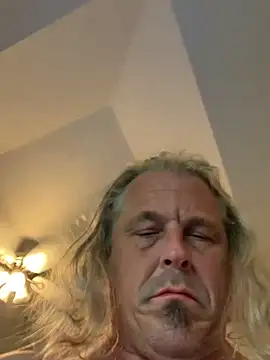 zeus337 Chat XXX in diretta