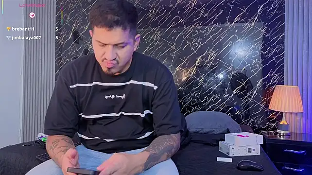 Czat XXX na żywo – Dave_white09