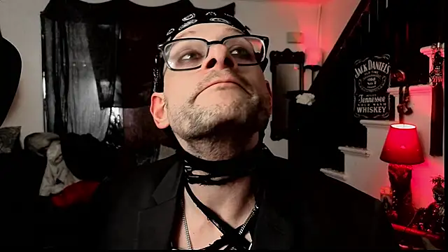 Chat +18 de MasterDaddyCool ao vivo